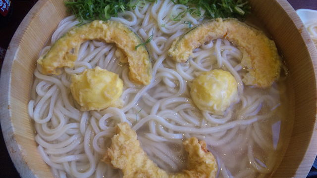 家族うどん 俺ニュース W